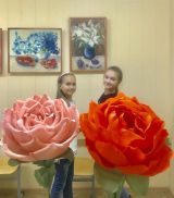 30.09.18. Мастер-класс "Большие цветы из гофрированной бумаги"