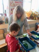 02.11.18. Мастер-класс по рисованию на воде в технике Эбру "Динозаврики"