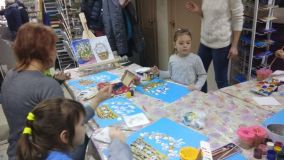 03.03.19. Занятия по рисованию гуашью "Корзина Подснежников"
