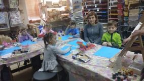 03.03.19. Занятия по рисованию гуашью "Корзина Подснежников"