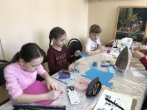 28.03.19. Мастер-класс "Ободок с короной из фоамирана"