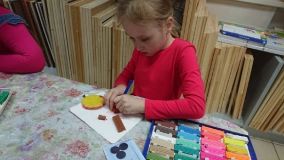 07.04.19. Занятия по пластилинографии