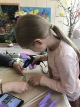 21.04.19. Мастер-класс по созданию цветов из гофрированной бумаги