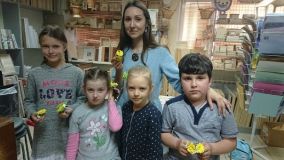 11.05.19. Мастер класс по созданию одуванчика из фоамирана