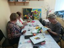 14.05.19. Мастер-класс по вышивке лентами "Левкой"