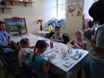 2.07.2019 Декор из полимерной глины на кружочке «Девочка»