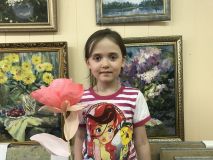 7.08.2019 Большие цветы из гофрированной бумаги