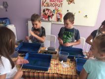 14.08.2019 Выездной мастер класс творческой студии «Колорит» в  детский развивающий центр «Умнички»