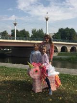 16.08.2019 «Пиньята» в виде единорога из гофробумаги