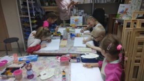 18.08.2019 Занятия по рисованию гуашью