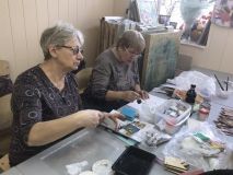 7.12.2019 Декорирование новогодних флажков в технике Декупаж