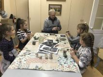 11.01.2020 Поделки из глины. Тарелочка «Зимний лес»