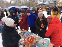 18.02.18. Масленичные гулянья в детском парке